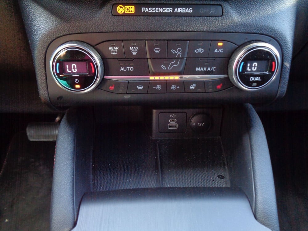 Ford Kuga usata a Treviso (17)