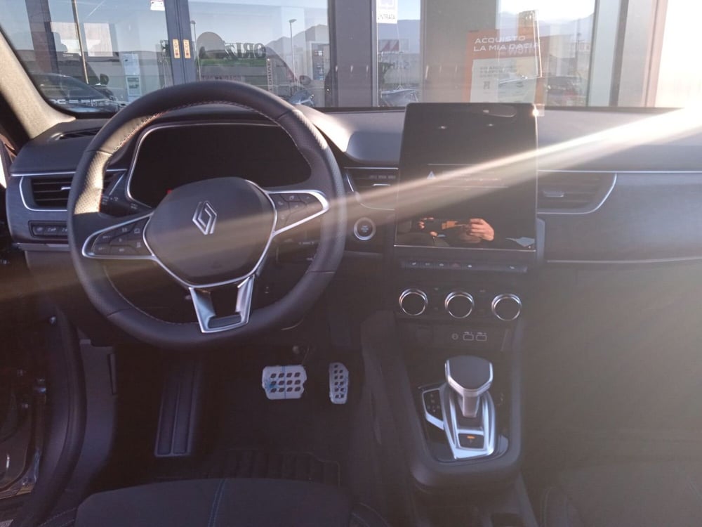 Renault Arkana nuova a Frosinone (11)