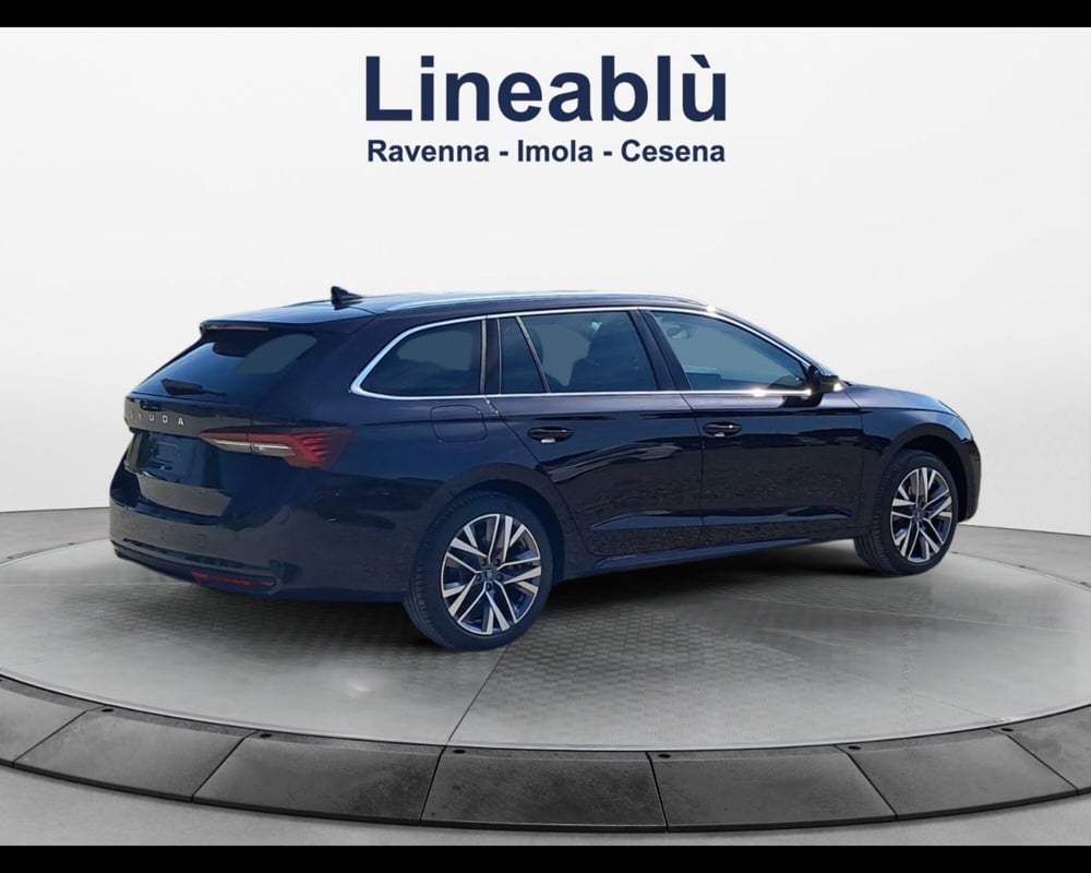 Skoda Octavia Station Wagon nuova a Ravenna (4)