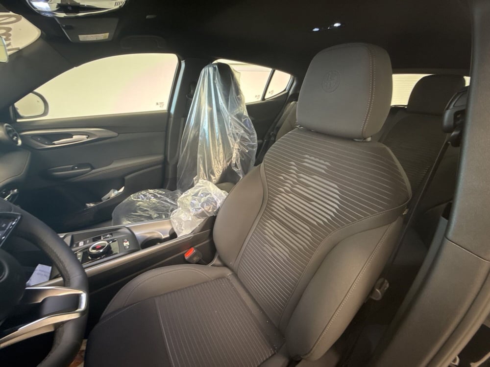 Alfa Romeo Tonale nuova a Palermo (9)