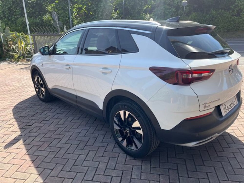 Opel Grandland X usata a Brescia (9)