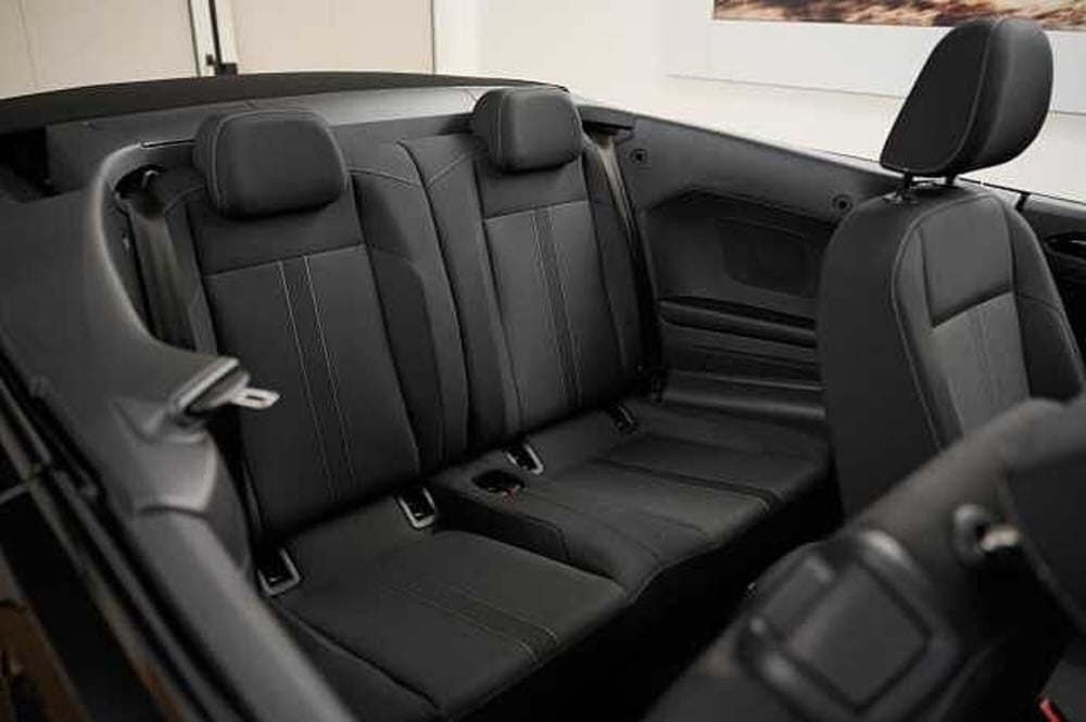Volkswagen T-Roc Cabrio nuova a Rovigo (16)