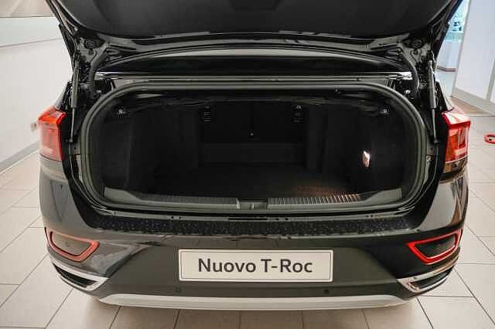Volkswagen T-Roc Cabrio nuova a Rovigo (19)