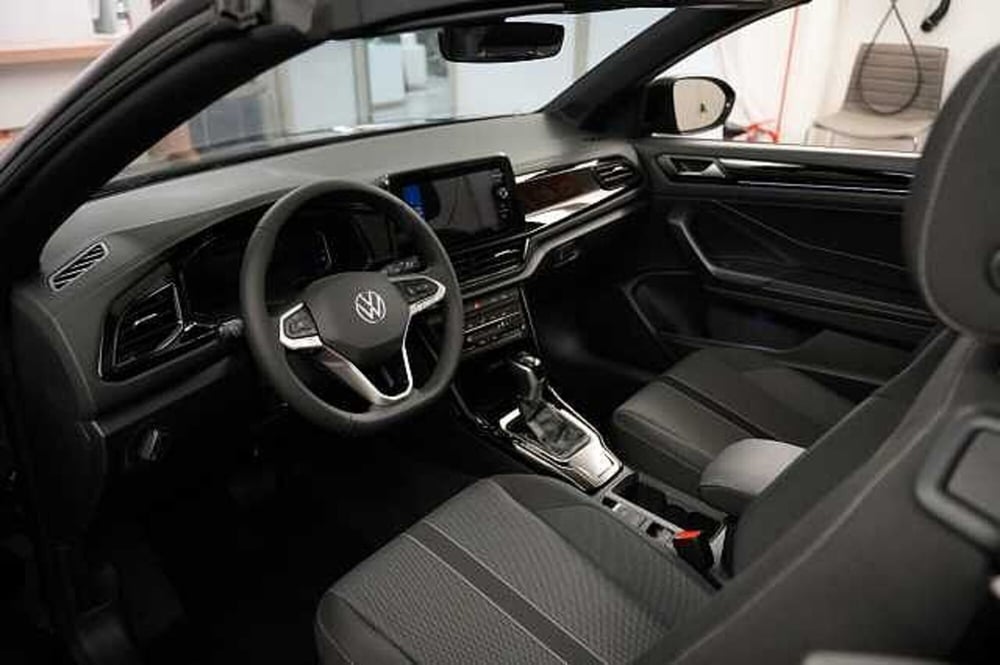 Volkswagen T-Roc Cabrio nuova a Rovigo (5)