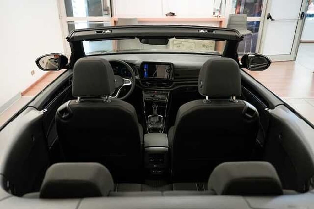Volkswagen T-Roc Cabrio nuova a Rovigo (6)