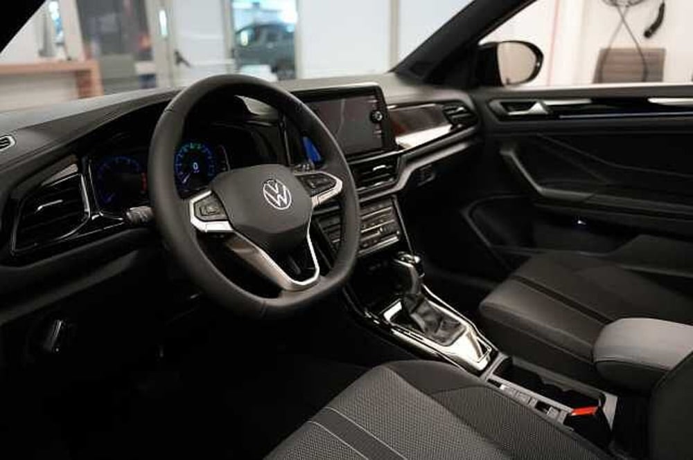 Volkswagen T-Roc Cabrio nuova a Rovigo (7)