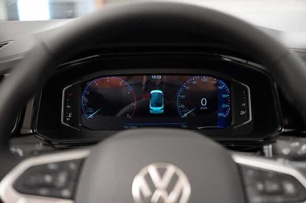 Volkswagen T-Roc Cabrio nuova a Rovigo (9)