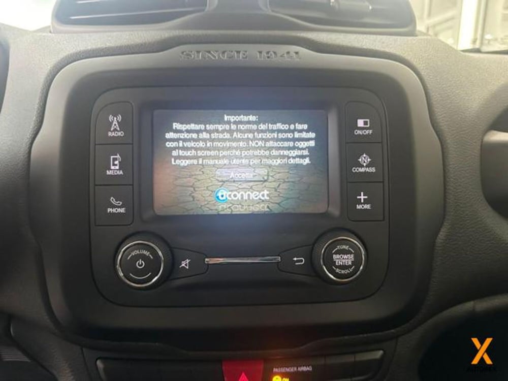 Jeep Renegade usata a Varese (14)
