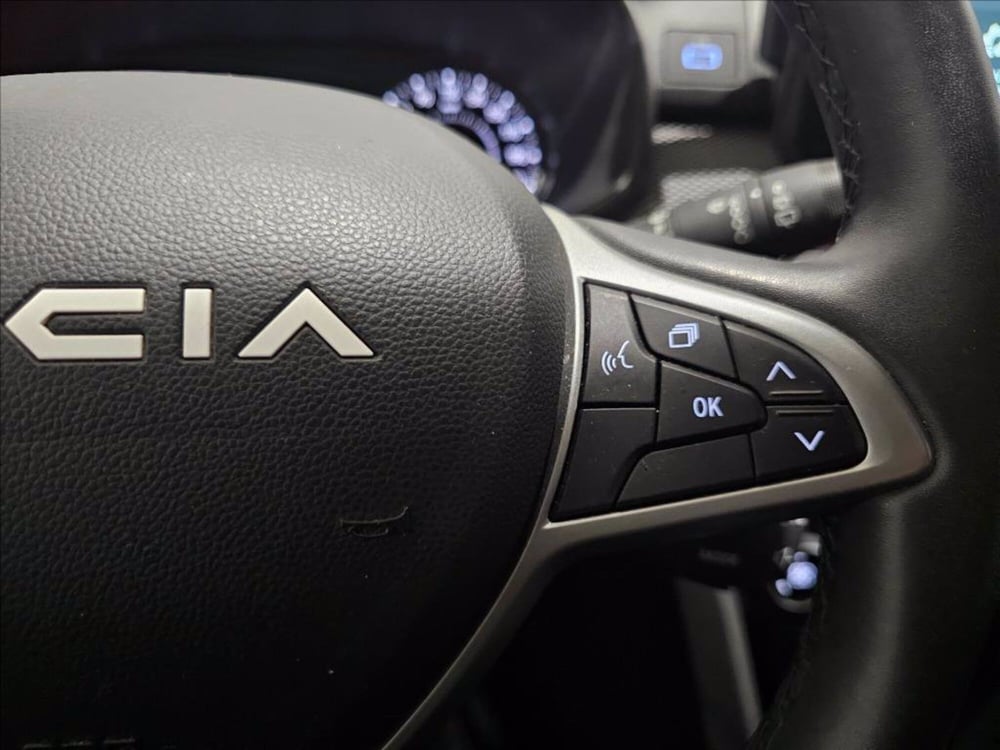 Dacia Sandero usata a Palermo (15)