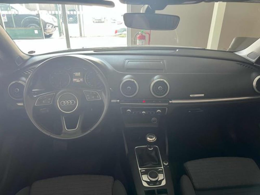 Audi A3 Cabrio usata a Lucca (11)