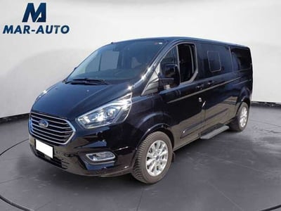 Ford Tourneo Custom 310 2.0 TDCi 170CV PL Titanium del 2019 usata a Castelfranco Veneto