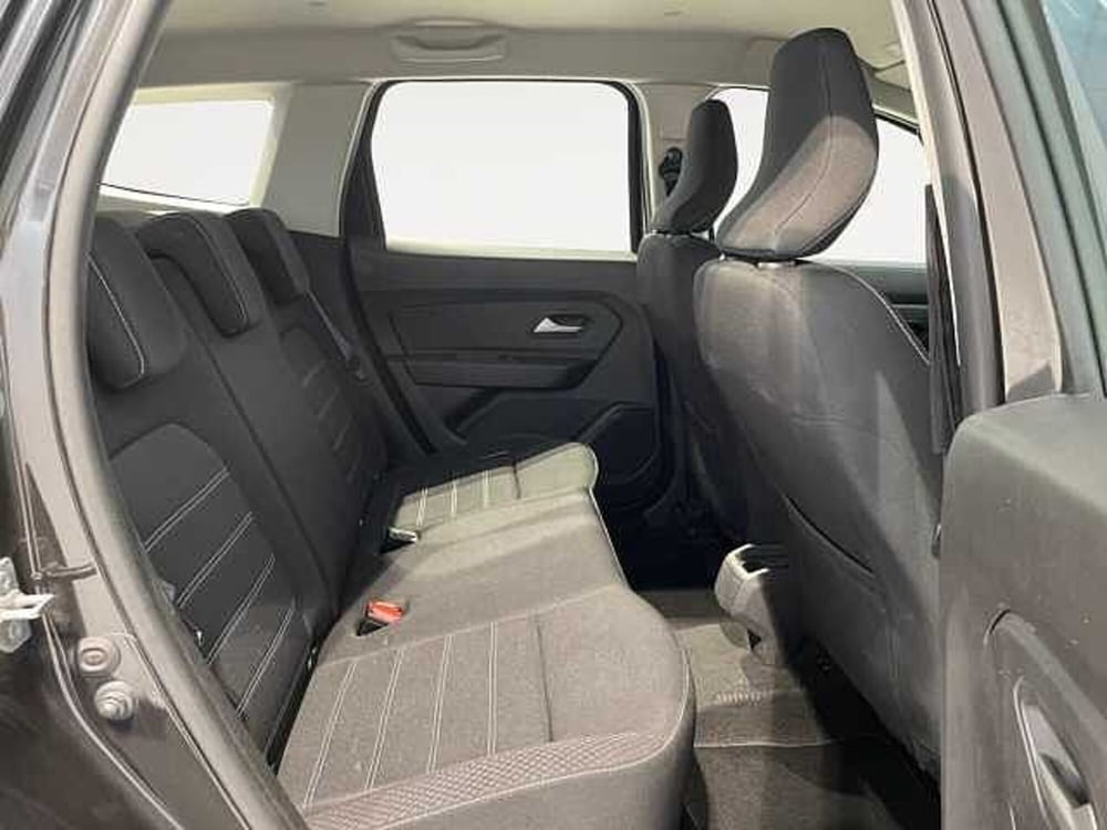 Dacia Duster usata a Ravenna (9)
