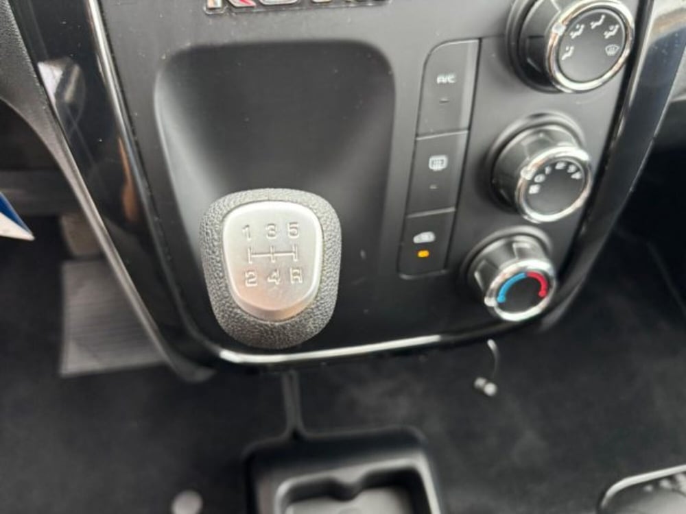 Mahindra KUV100 usata a Cuneo (9)