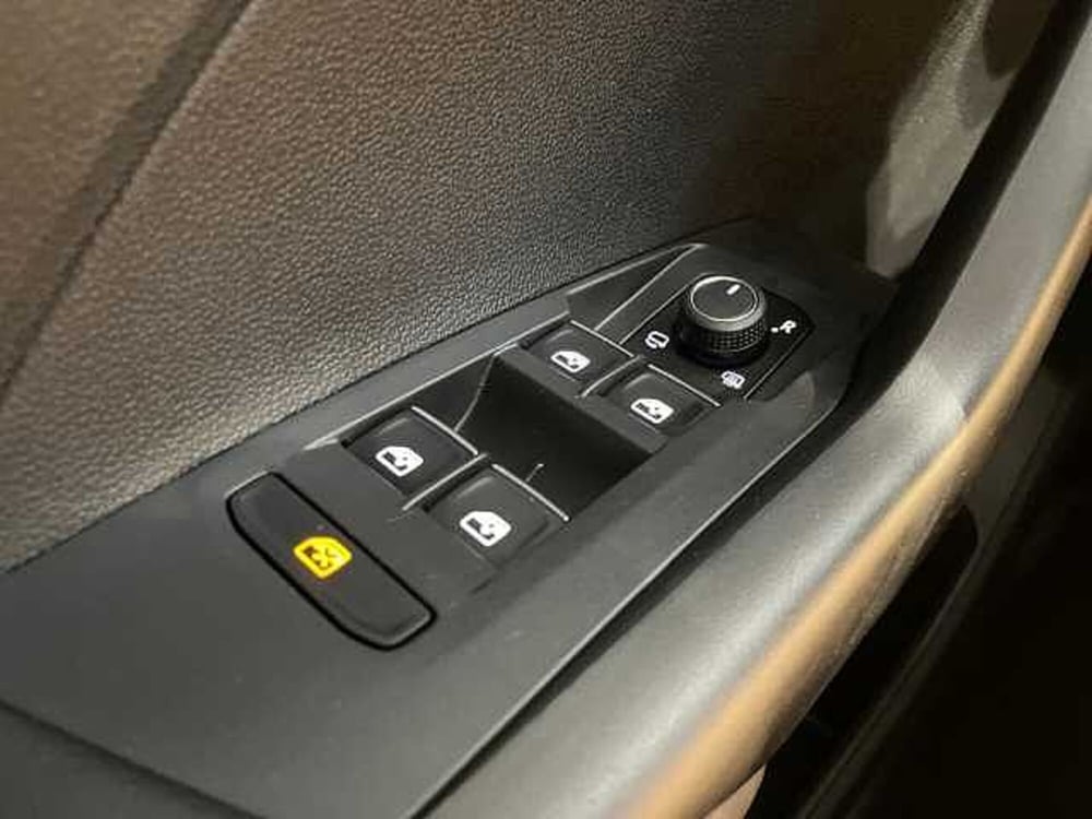 Volkswagen T-Cross usata a Ravenna (17)