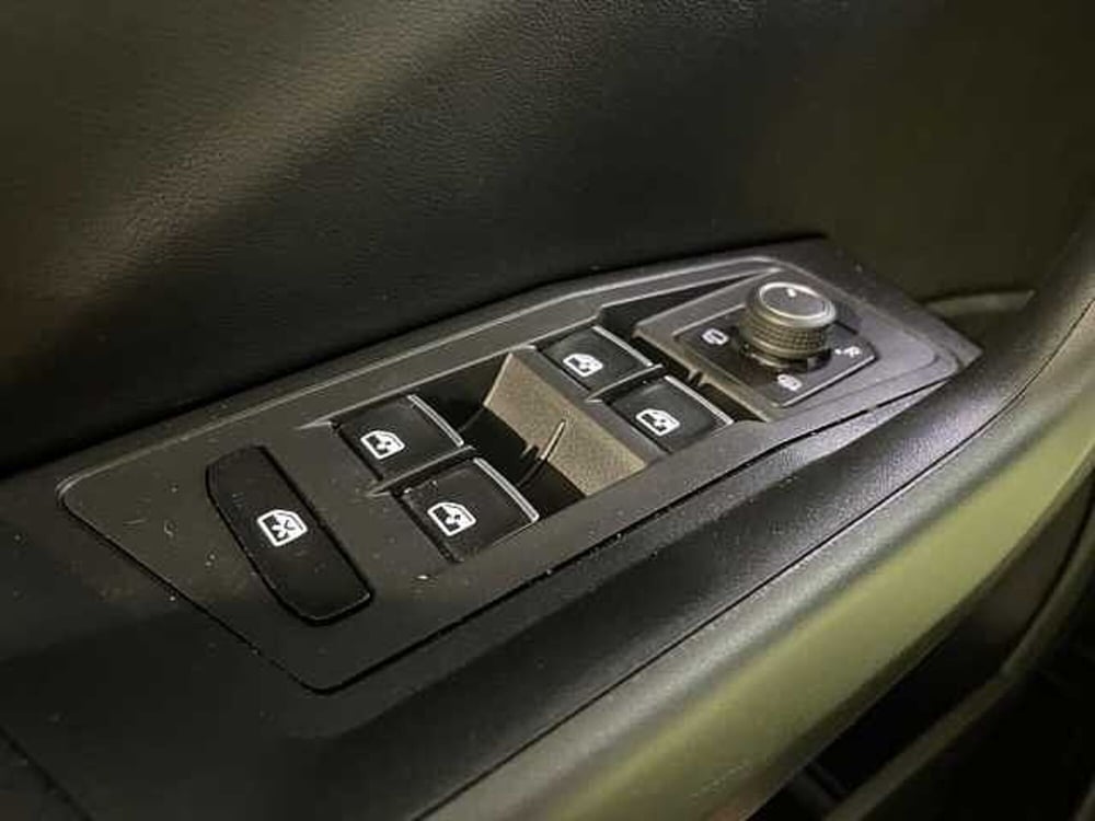 Volkswagen T-Roc usata a Ravenna (20)