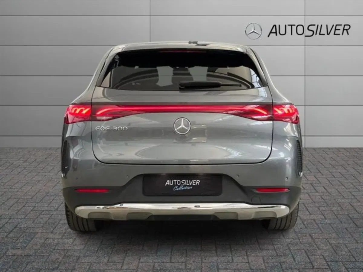 Mercedes-Benz EQE SUV usata a Verona (4)