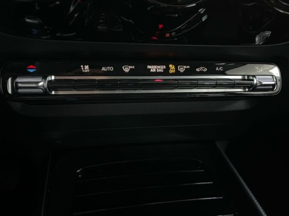 Mercedes-Benz GLA SUV usata  (14)