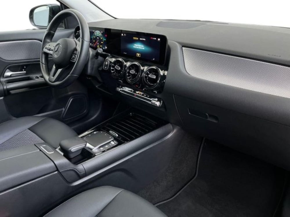 Mercedes-Benz GLA SUV usata  (15)
