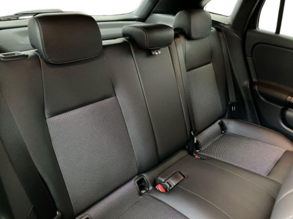 Mercedes-Benz GLA SUV usata  (16)
