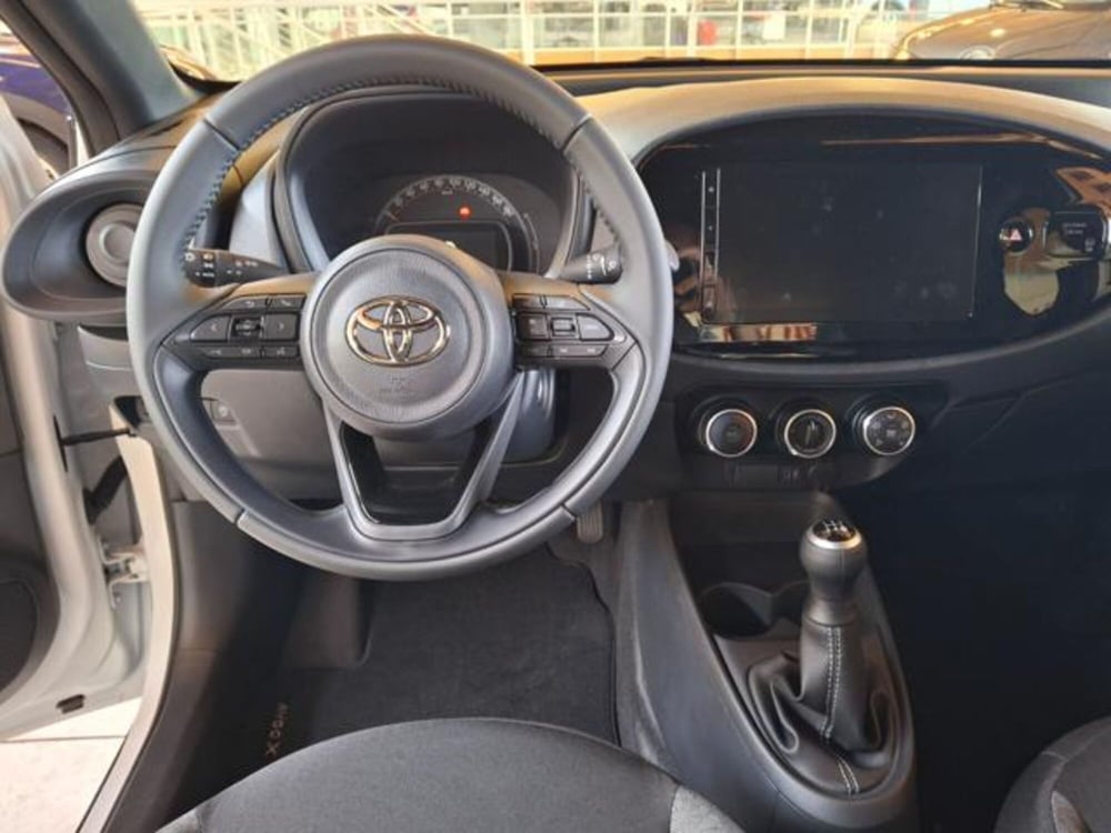Toyota Aygo X nuova a Vicenza (10)