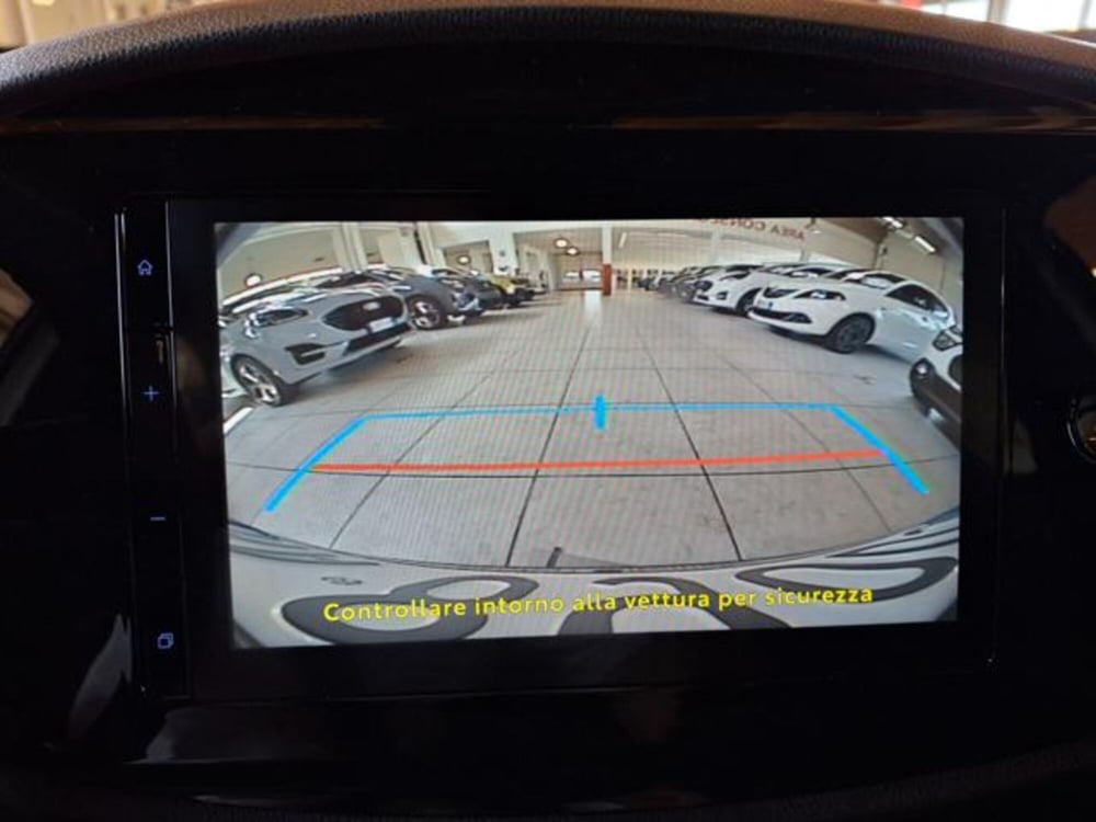 Toyota Aygo X nuova a Vicenza (12)