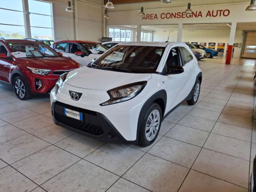 Toyota Aygo X nuova a Vicenza (3)
