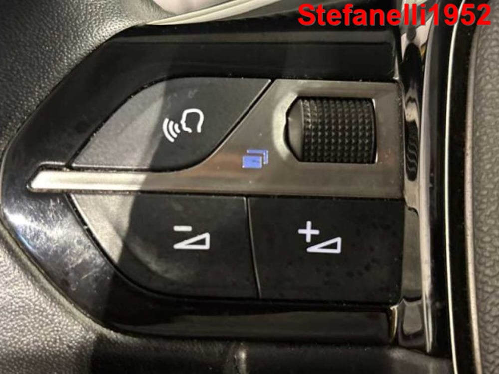 Peugeot 208 usata a Bologna (20)