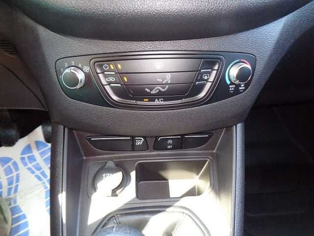 Ford Transit Courier usata a Treviso (12)