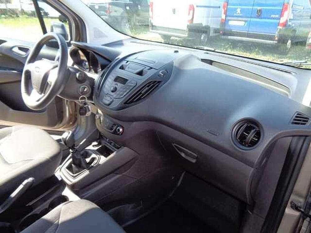 Ford Transit Courier usata a Treviso (16)