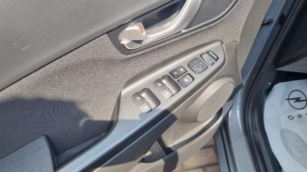 Hyundai Kona usata a Savona (11)