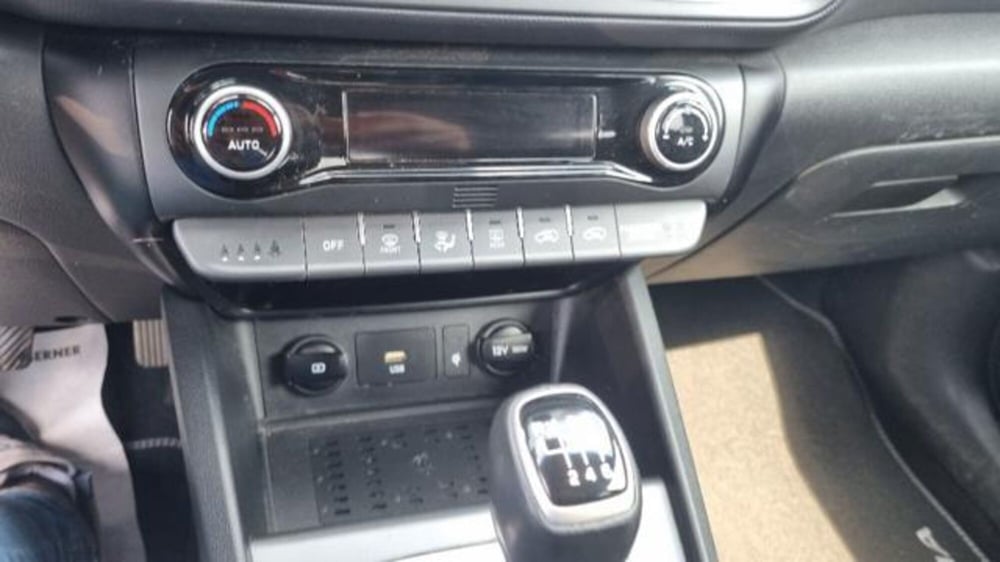 Hyundai Kona usata a Savona (14)