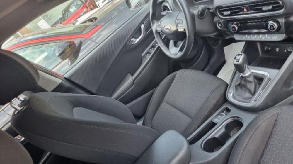 Hyundai Kona usata a Savona (7)