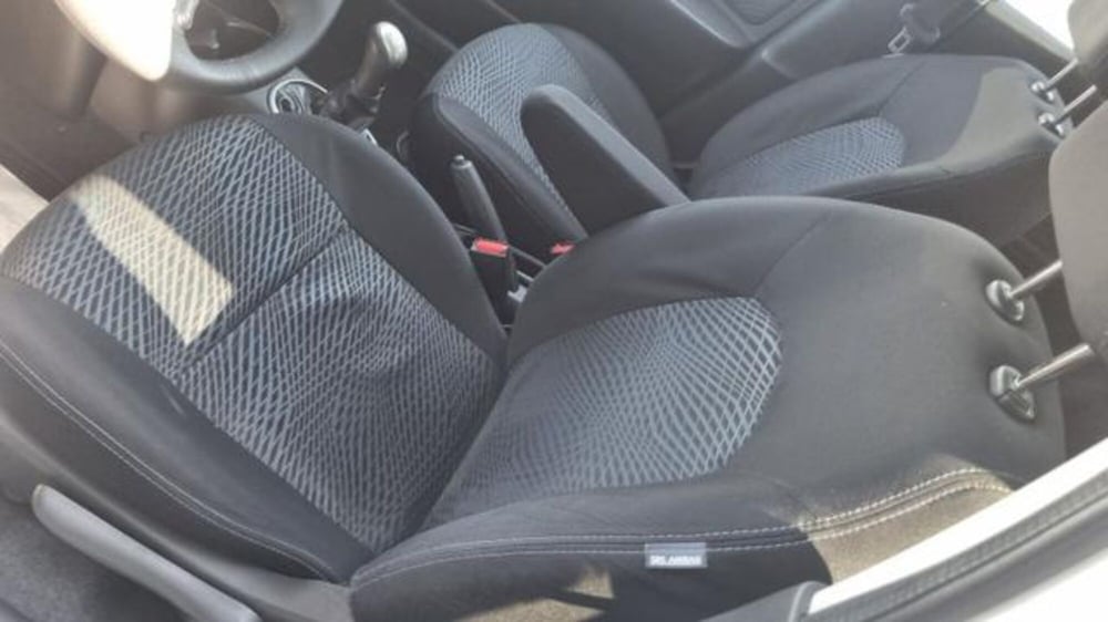 Nissan Micra usata a Savona (13)