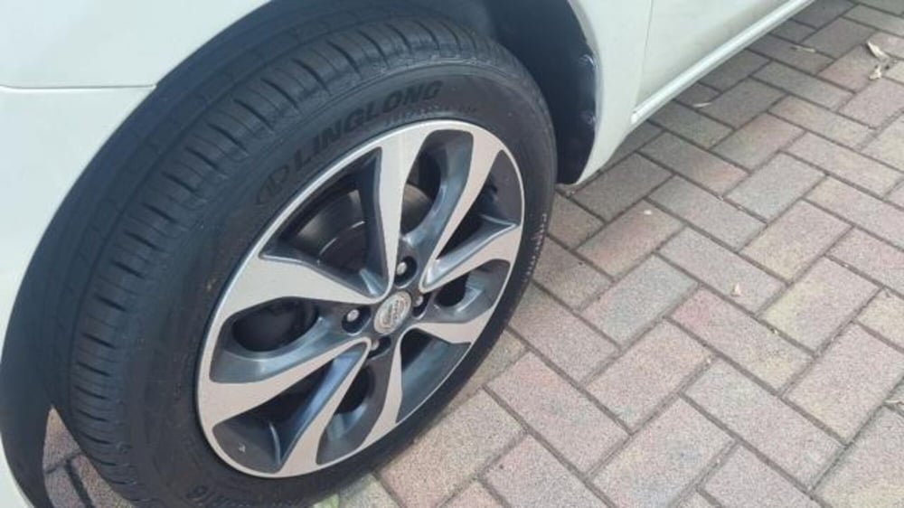 Nissan Micra usata a Savona (7)
