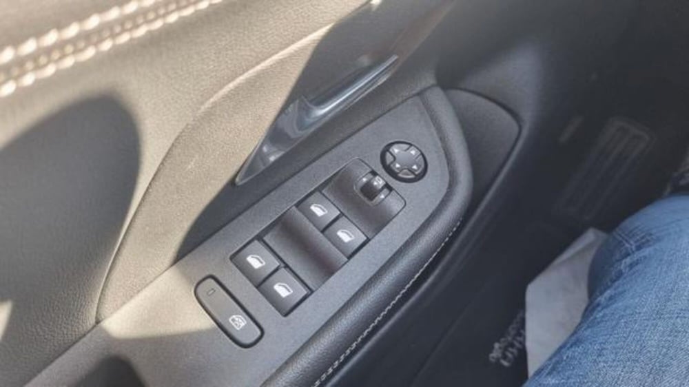 Opel Mokka usata a Savona (11)
