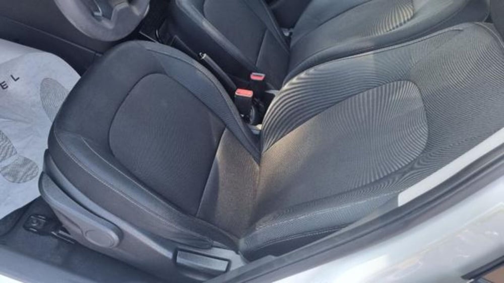 Hyundai i10 usata a Savona (14)