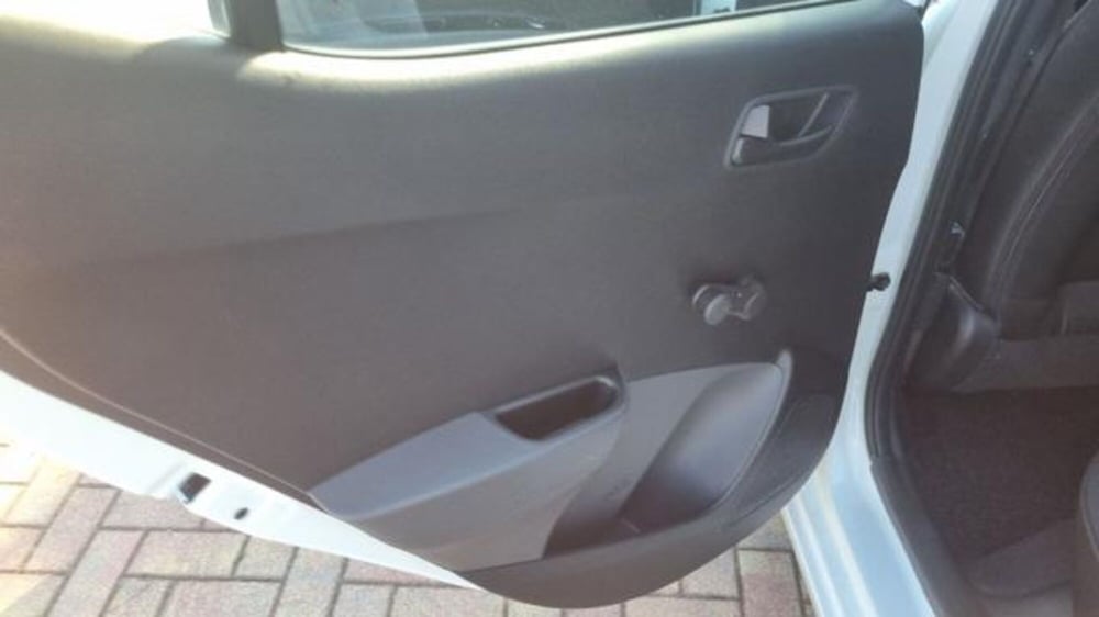 Hyundai i10 usata a Savona (17)