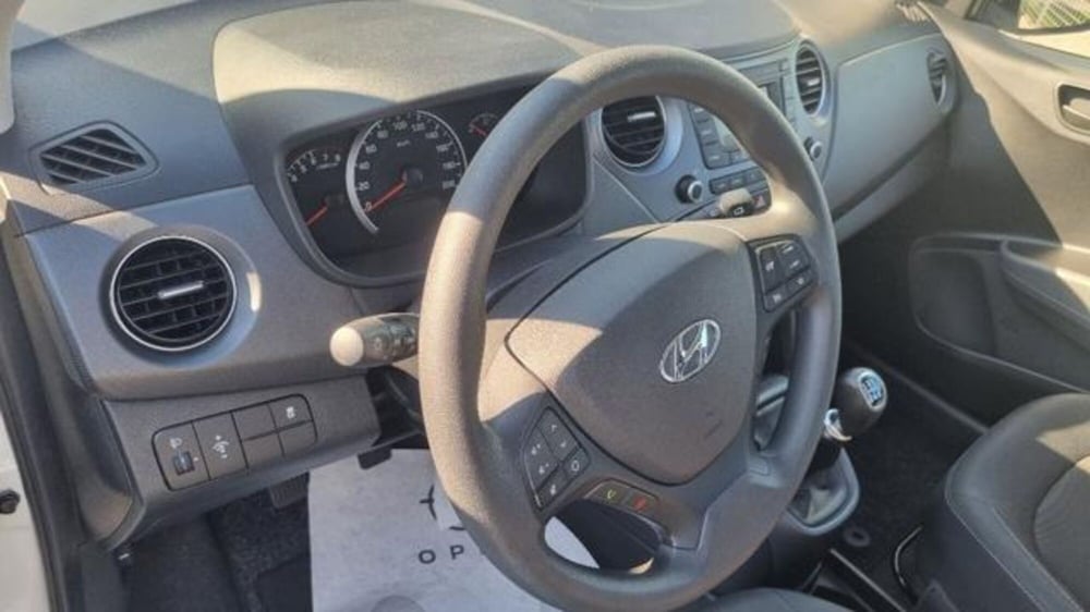 Hyundai i10 usata a Savona (4)