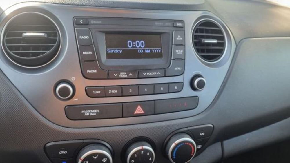 Hyundai i10 usata a Savona (7)