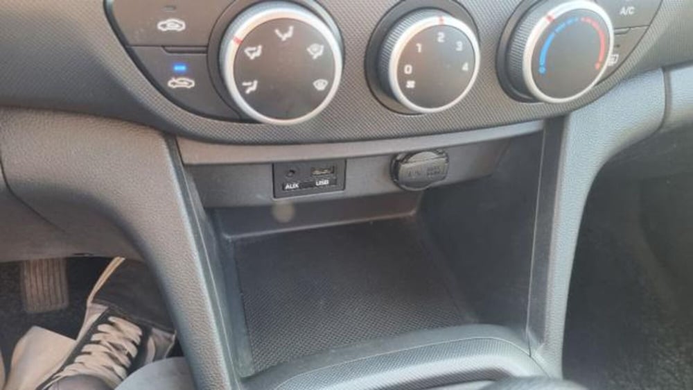Hyundai i10 usata a Savona (8)