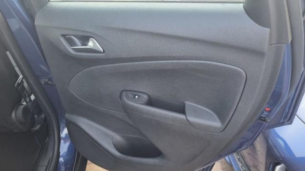 Opel Crossland usata a Savona (16)