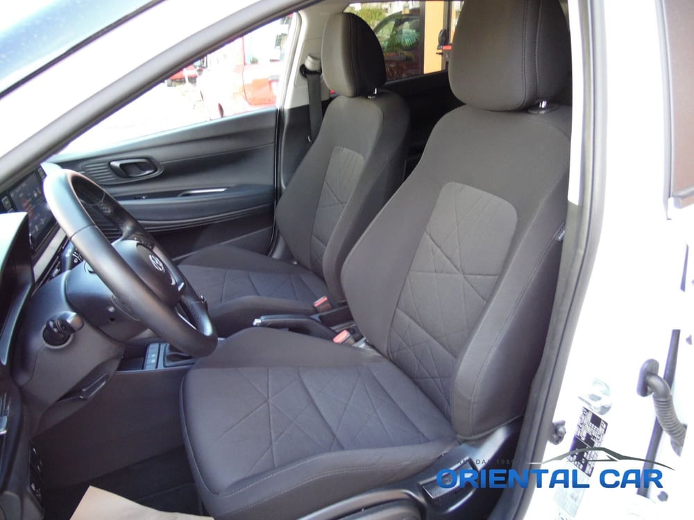 Hyundai Bayon usata a La Spezia (6)