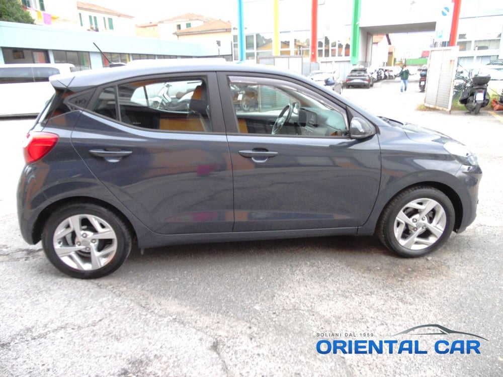 Hyundai i10 usata a La Spezia (4)