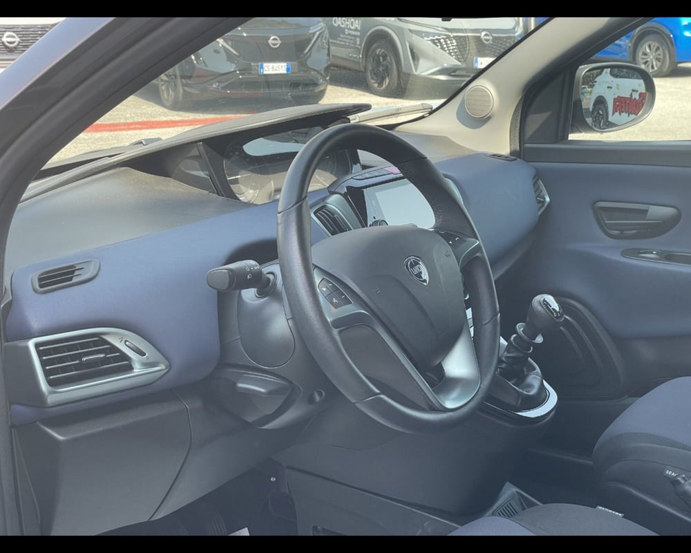 Lancia Ypsilon usata a Treviso (10)