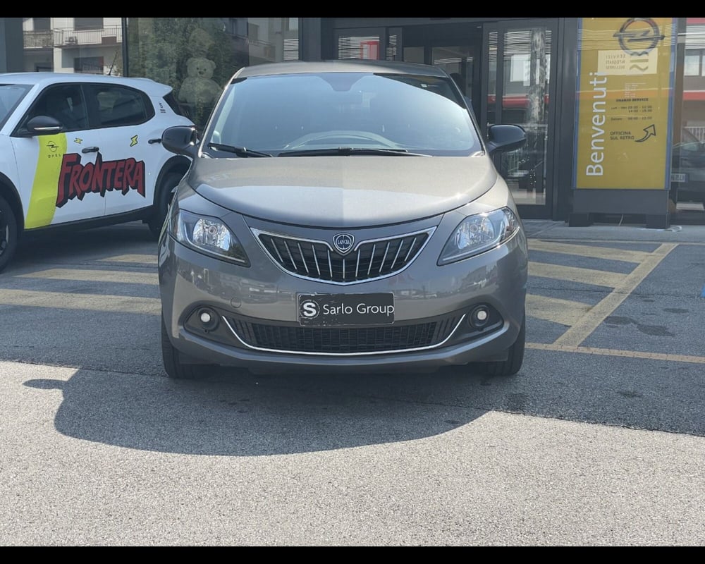 Lancia Ypsilon usata a Treviso (15)