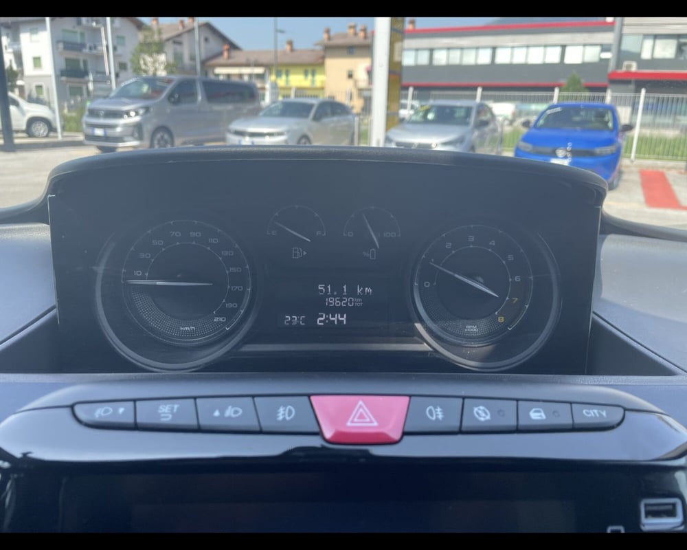 Lancia Ypsilon usata a Treviso (6)