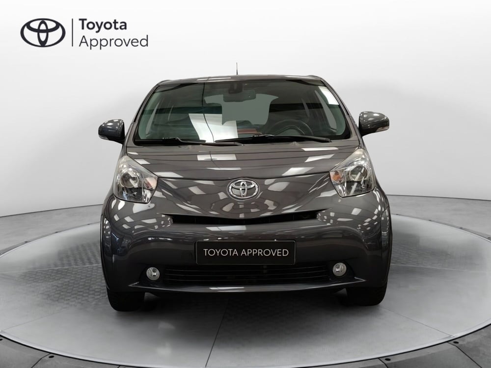 Toyota iQ usata a Roma (5)