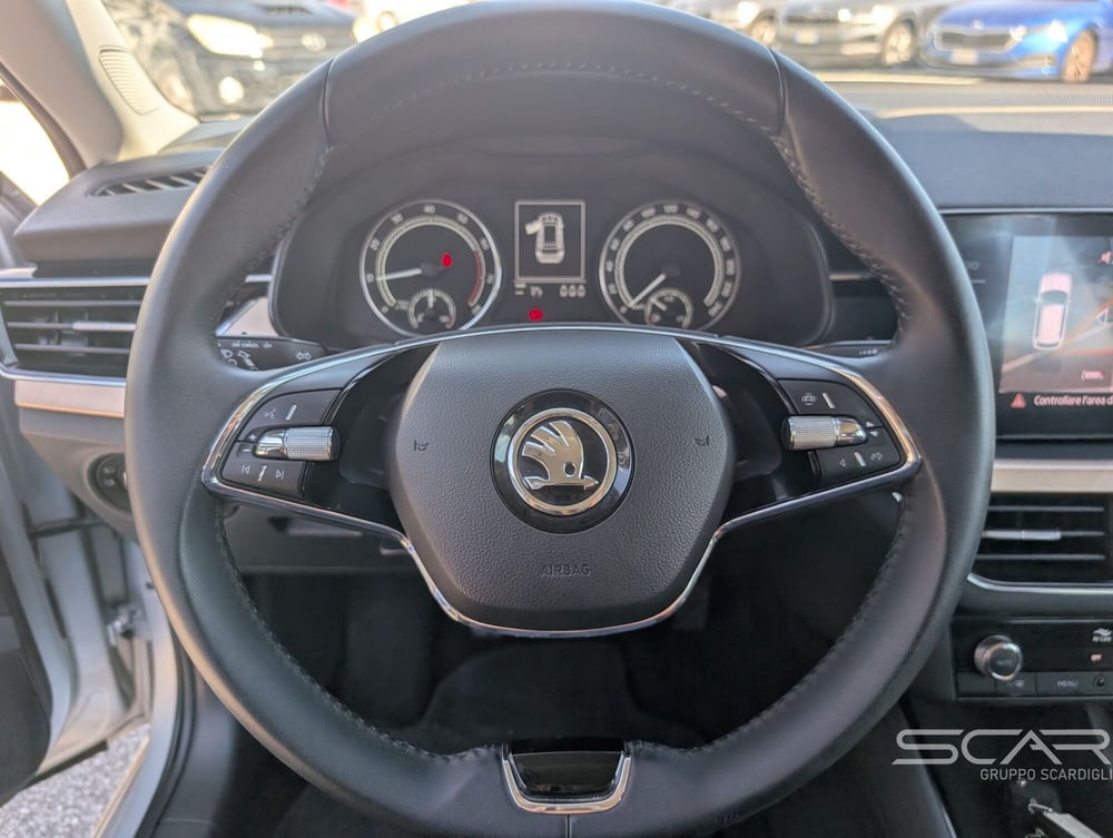 Skoda Kamiq usata a Livorno (12)