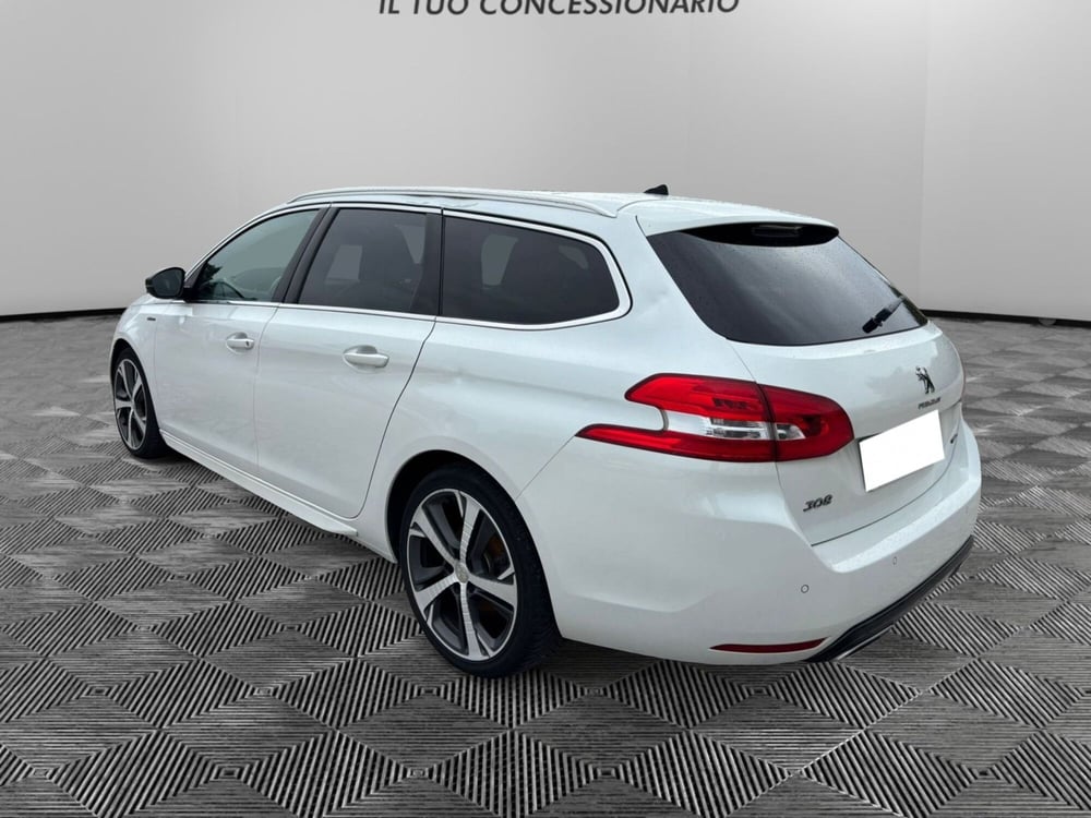 Peugeot 308 SW usata a Udine (7)