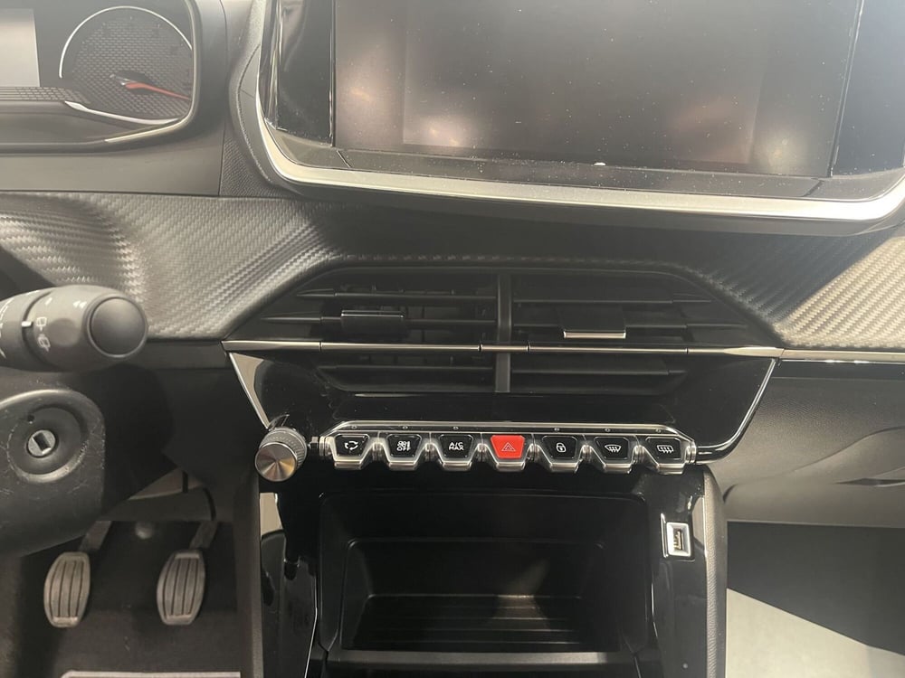Peugeot 208 usata a Monza e Brianza (11)
